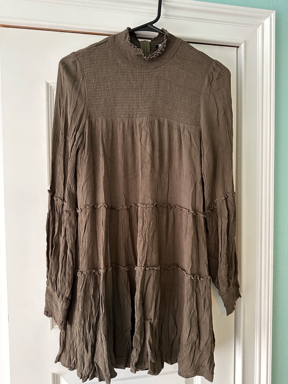 Olivaceous Olive Green Crinkle Mock Neck Smocked Tiered Long Sleeve Dress Sz M